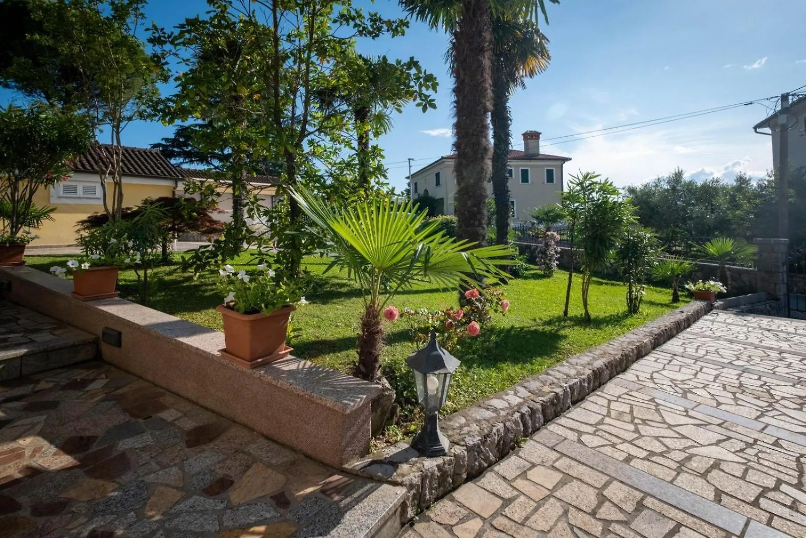 Apartment Serbecic 2 Malinska